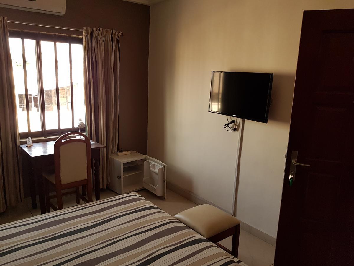 Acropole Hotel Котону Екстер'єр фото